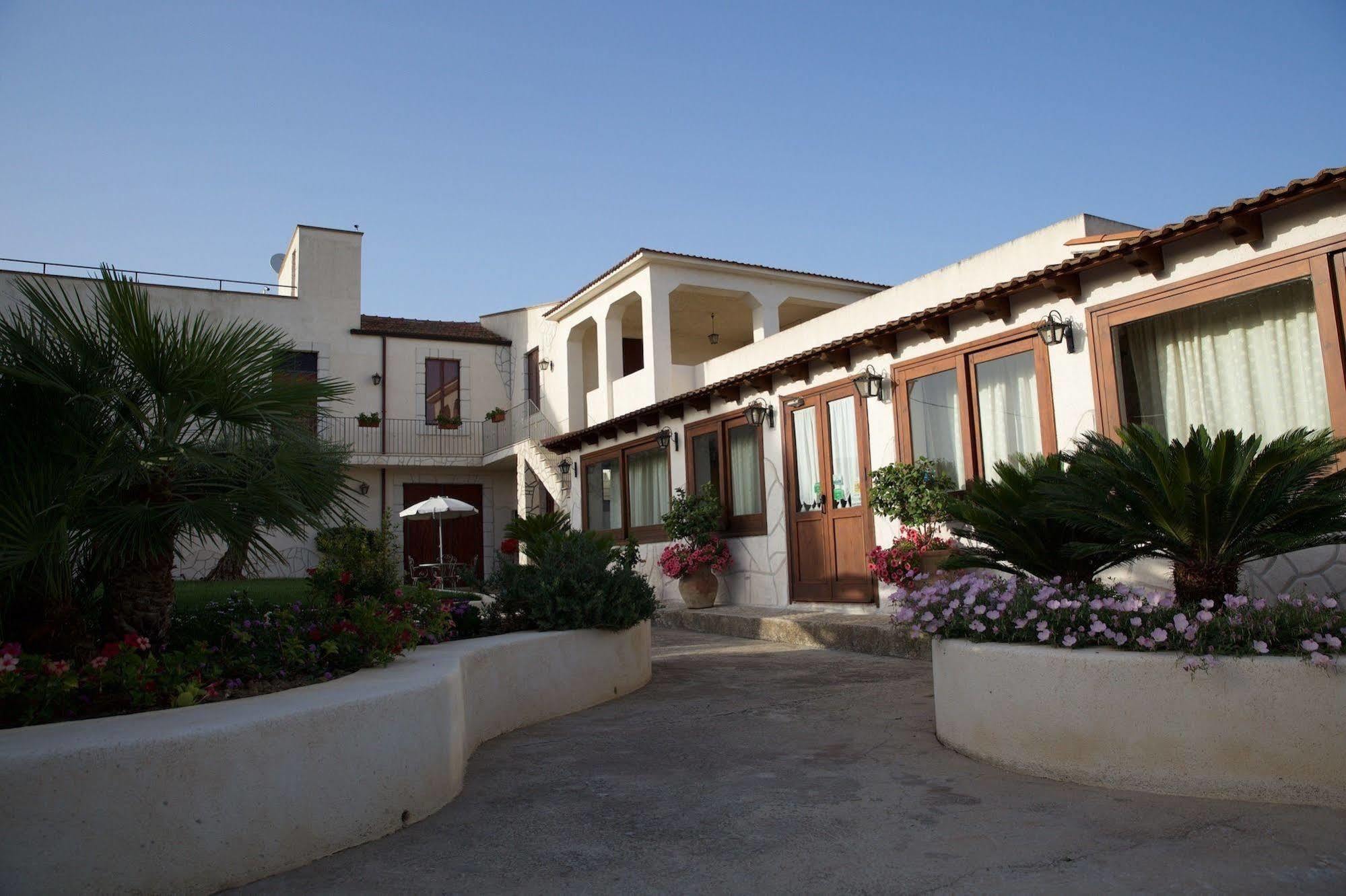 Le Zarafe Villa Ribera Exterior photo